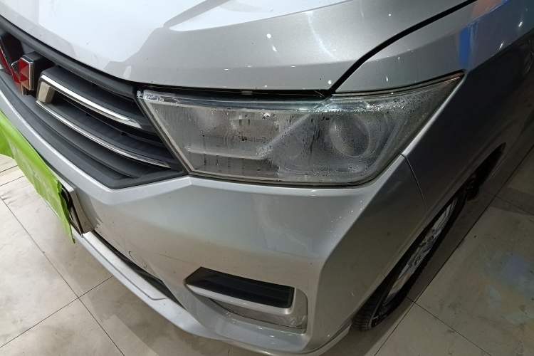 Used Wuling Hongguang 2019 1.5L S Standard Version China VI LAR Left Front Headlight