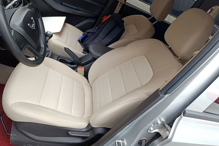 Used Wuling Hongguang 2019 1.5L S Standard Version China VI LAR Left Front Seat