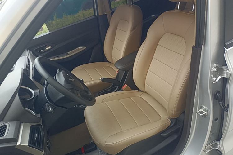 Used Wuling Hongguang 2019 1.5L S Comfort Edition China VI LAR Left Front Seat