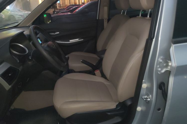 Used Wuling Hongguang 2019 1.5L S Comfort Edition China VI LAR Left Front Seat