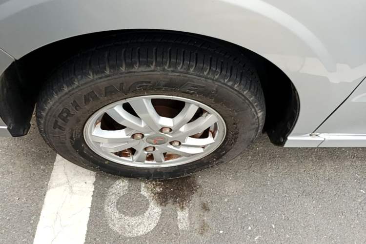 Used Wuling Hongguang 2019 1.5L S Standard Version China VI LAR Left Front Wheel Hub