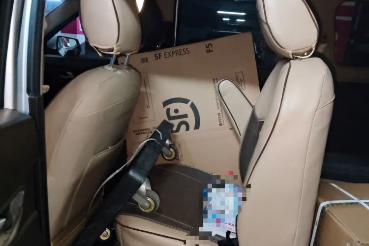Used Wuling Hongguang 2019 1.5L S Comfort Edition China VI LAR Left Rear Seat