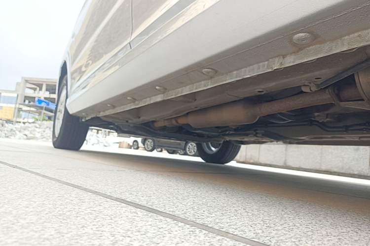 Used Wuling Hongguang 2019 1.5L S Comfort Edition China VI LAR Left Side Sill