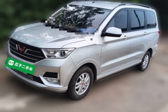 Used Wuling Hongguang 2019 1.5L S Comfort Edition China VI LAR