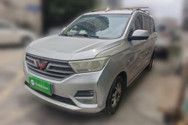 Used Wuling Hongguang 2019 1.5L S Comfort Edition China VI LAR