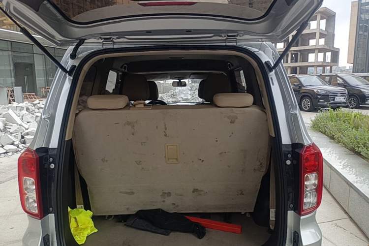 Used Wuling Hongguang 2019 1.5L S Comfort Edition China VI LAR Trunk