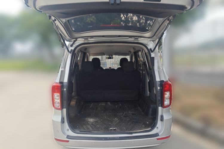 Used Wuling Hongguang 2019 1.5L S Basic Version China VI Standard LAR Trunk