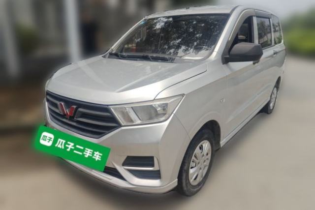 Used Wuling Hongguang 2019 1.5L S Basic Version China VI Standard LAR