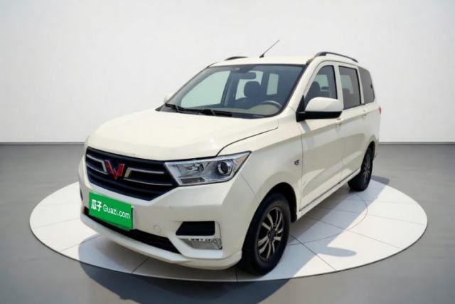 Used Wuling Hongguang 2019 1.5L S Standard Version China VI LAR