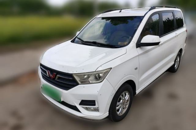 Used Wuling Hongguang 2019 1.5L S Comfort Edition China VI LAR