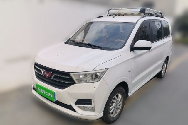 Used Wuling Hongguang 2019 1.5L S Comfort Edition China VI LAR