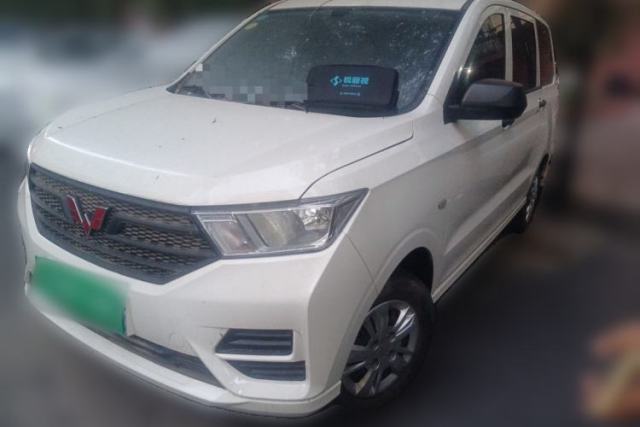 Used Wuling Hongguang 2019 1.5L S Basic Version China VI Standard LAR