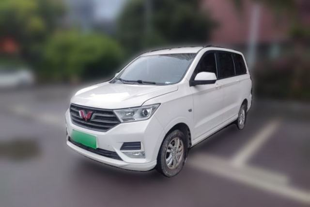 Used Wuling Hongguang 2019 1.5L S Comfort Edition China VI LAR
