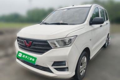 Used Wuling Hongguang 2019 1.5L S Basic Version China VI Standard LAR