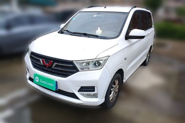 Used Wuling Hongguang 2019 1.5L S Comfort Edition China VI LAR