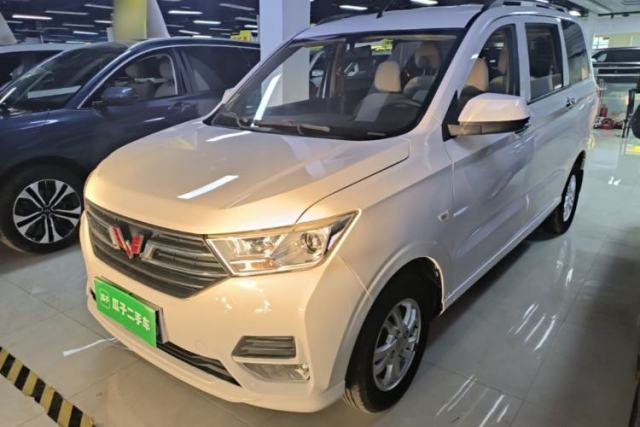 Used Wuling Hongguang 2019 1.5L S Standard Version China VI LAR