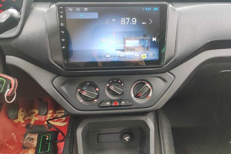 Used Wuling Hongguang 2019 1.5L S Basic Version China VI Standard LAR Audio And AC Panel