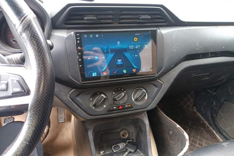 Used Wuling Hongguang 2019 1.5L S Basic Version China VI Standard LAR Audio And AC Panel