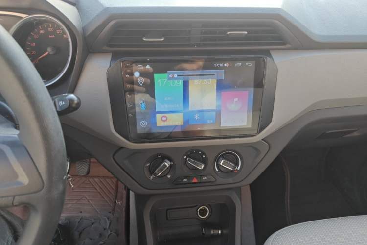 Used Wuling Hongguang 2019 1.5L S Standard Version China VI LAR Audio And AC Panel