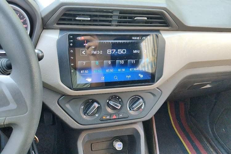 Used Wuling Hongguang 2019 1.5L S Standard Version China VI LAR Audio And AC Panel