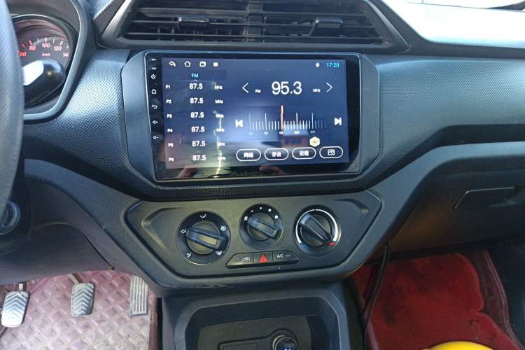 Used Wuling Hongguang 2019 1.5L S Basic Version China VI Standard LAR Audio And AC Panel