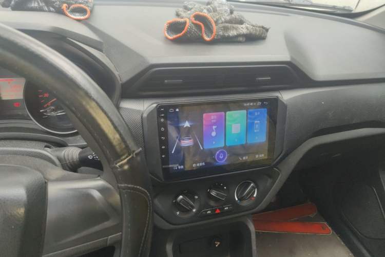Used Wuling Hongguang 2019 1.5L S Basic Version China VI Standard LAR Audio And AC Panel