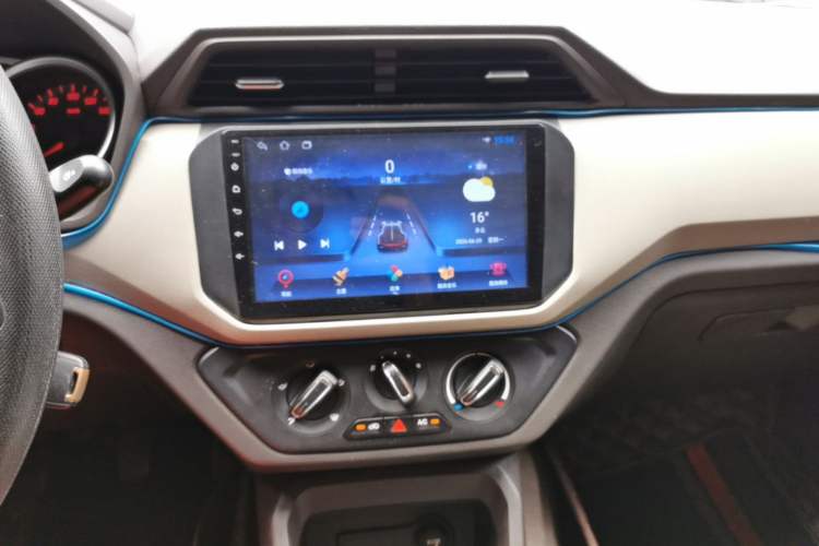 Used Wuling Hongguang 2019 1.5L S Standard Version China VI LAR Audio And AC Panel