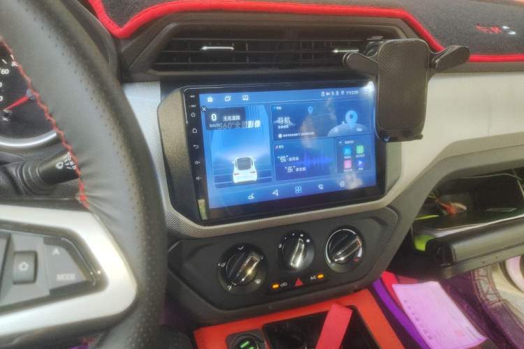 Used Wuling Hongguang 2019 1.5L S Comfort Edition China VI LAR Audio And AC Panel