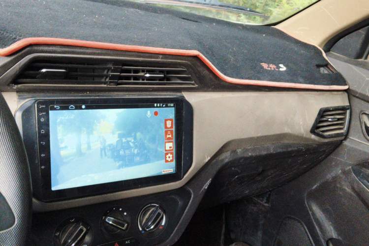 Used Wuling Hongguang 2019 1.5L S Standard Version China VI LAR Audio And AC Panel