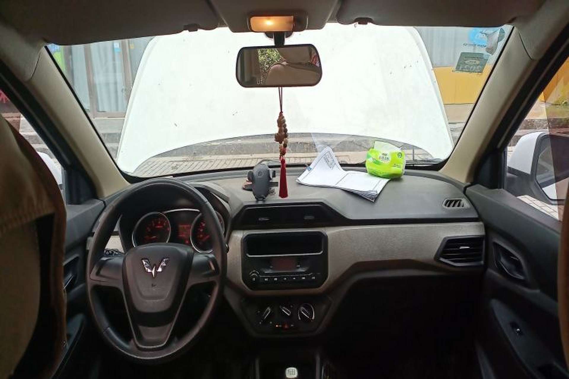 Used Wuling Hongguang 2019 1.5L S Standard Version China VI LAR Center Console