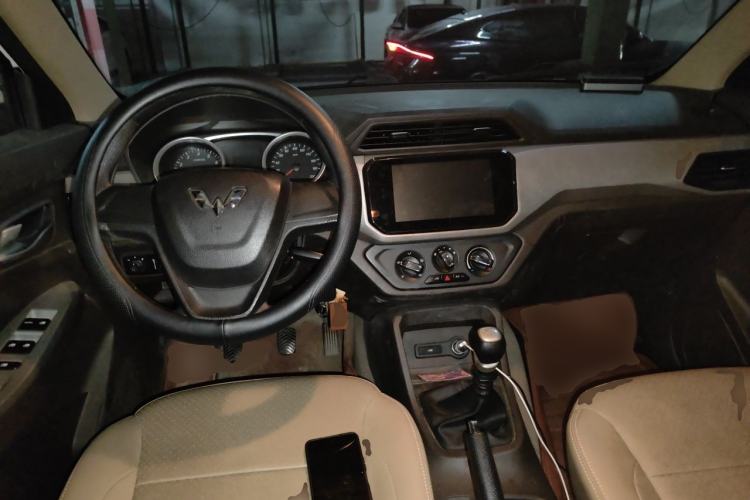 Used Wuling Hongguang 2019 1.5L S Comfort Edition China VI LAR Center Console