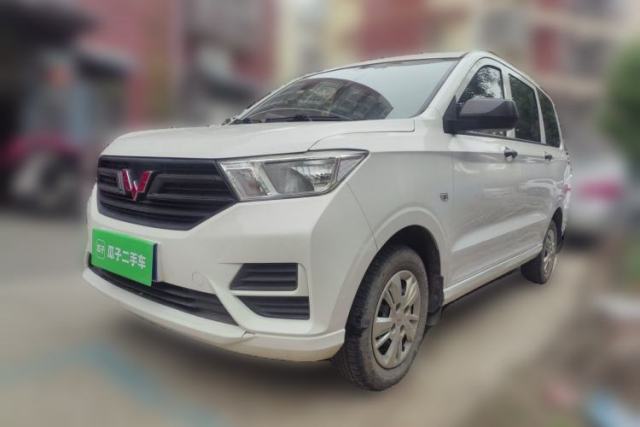 Used Wuling Hongguang 2019 1.5L S Basic Version China VI Standard LAR