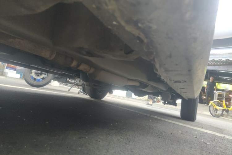 Used Wuling Hongguang 2019 1.5L S Basic Version China VI Standard LAR Chassis Front Left