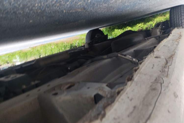 Used Wuling Hongguang 2019 1.5L S Comfort Edition China VI LAR Chassis Front Right