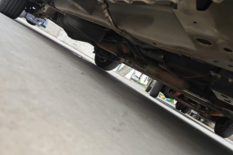 Used Wuling Hongguang 2019 1.5L S Standard Version China VI LAR Chassis Front Right