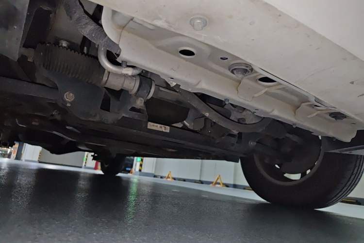 Used Wuling Hongguang 2019 1.5L S Comfort Edition China VI LAR Chassis Front Right