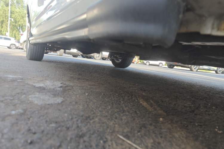 Used Wuling Hongguang 2019 1.5L S Standard Version China VI LAR Chassis Front Right