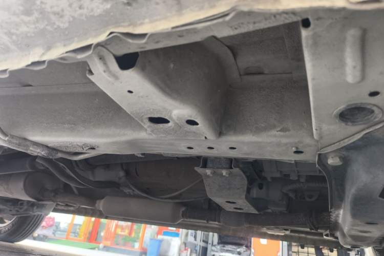 Used Wuling Hongguang 2019 1.5L S Standard Version China VI LAR Chassis Front Right