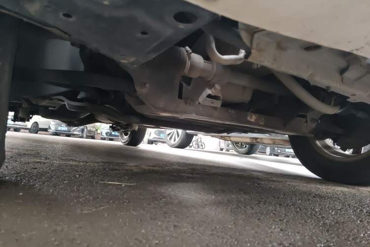 Used Wuling Hongguang 2019 1.5L S Comfort Edition China VI LAR Chassis Front Right