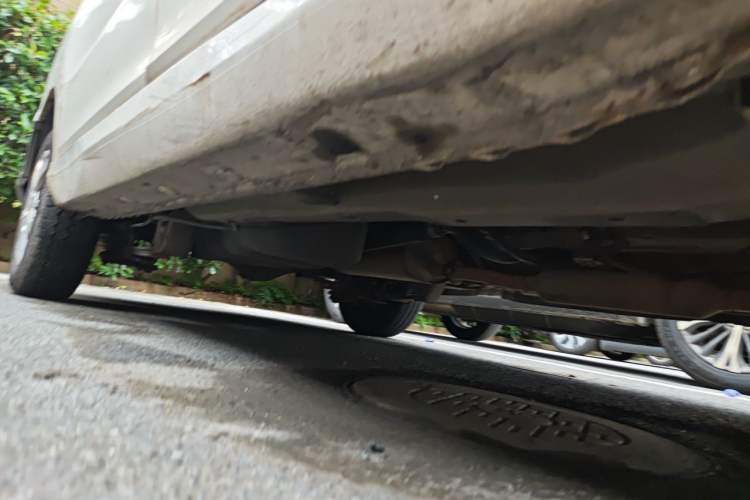 Used Wuling Hongguang 2019 1.5L S Basic Version China VI Standard LAR Chassis Front Right