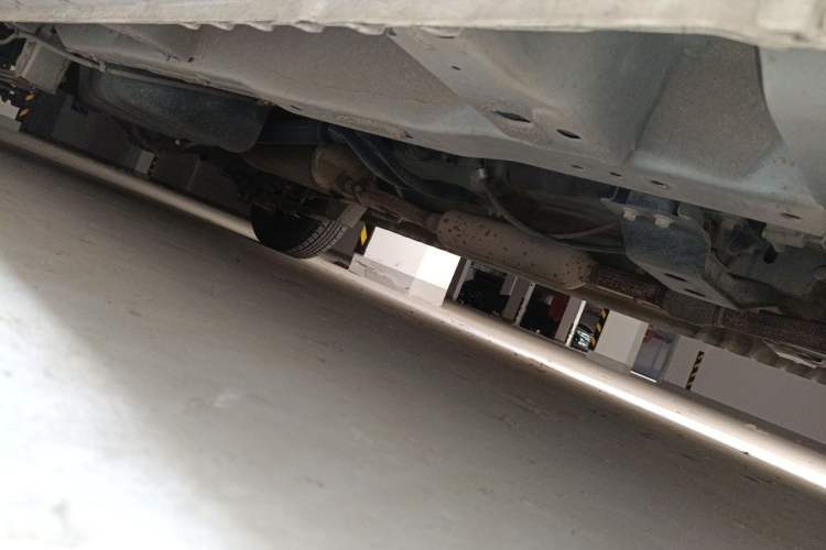 Used Wuling Hongguang 2019 1.5L S Basic Version China VI Standard LAR Chassis Front Right