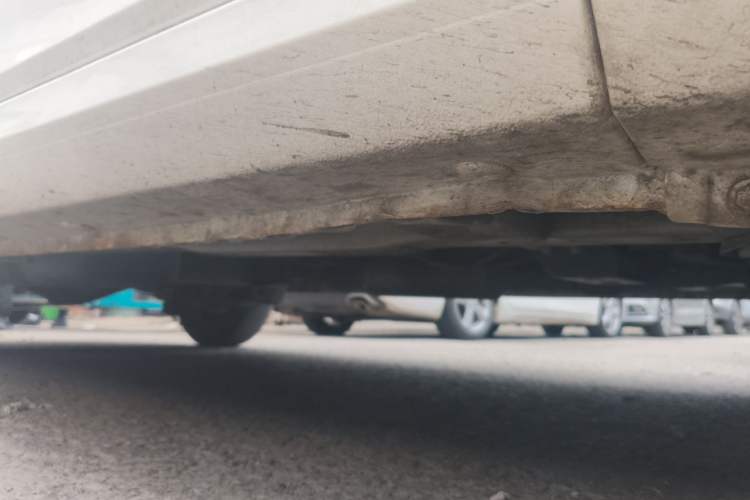 Used Wuling Hongguang 2019 1.5L S Basic Version China VI Standard LAR Chassis Front Right