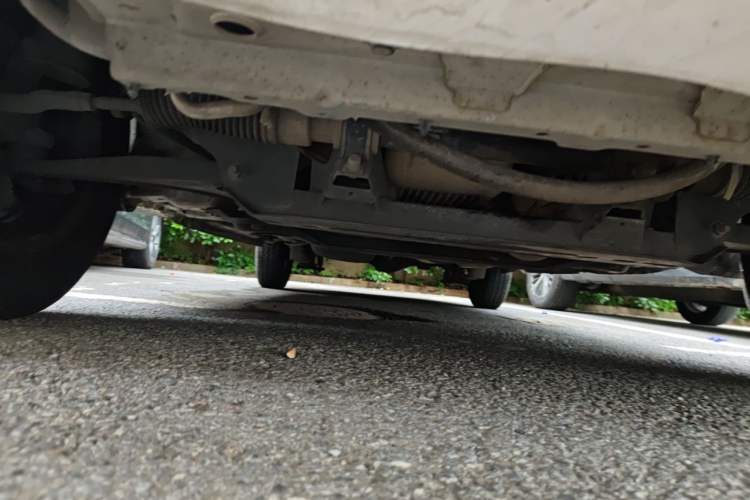 Used Wuling Hongguang 2019 1.5L S Basic Version China VI Standard LAR Chassis Front