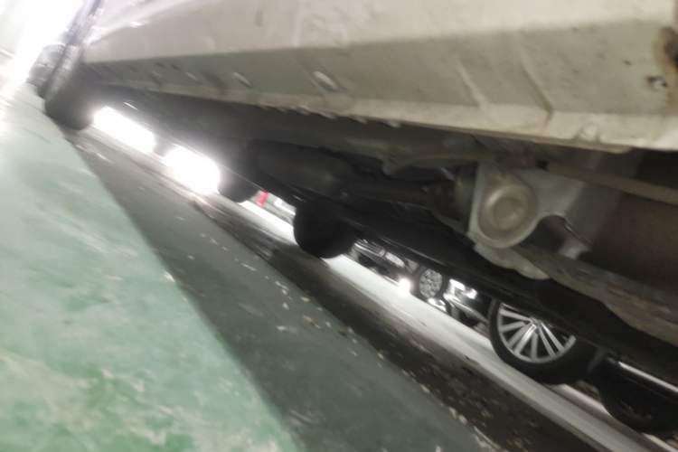 Used Wuling Hongguang 2019 1.5L S Basic Version China VI Standard LAR Chassis Rear Left