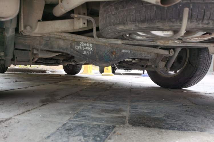 Used Wuling Hongguang 2019 1.5L S Comfort Edition China VI LAR Chassis Rear Left
