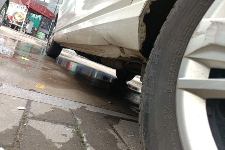 Used Wuling Hongguang 2019 1.5L S Basic Version China VI Standard LAR Chassis Rear Left