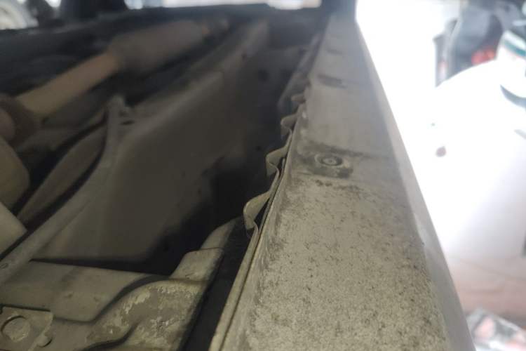 Used Wuling Hongguang 2019 1.5L S Basic Version China VI Standard LAR Chassis Rear Left
