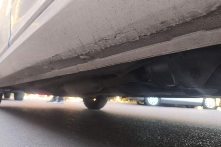 Used Wuling Hongguang 2019 1.5L S Comfort Edition China VI LAR Chassis Rear Left