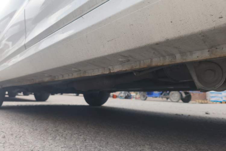 Used Wuling Hongguang 2019 1.5L S Basic Version China VI Standard LAR Chassis Rear Left
