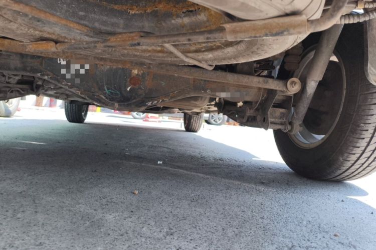 Used Wuling Hongguang 2019 1.5L S Comfort Edition China VI LAR Chassis Rear